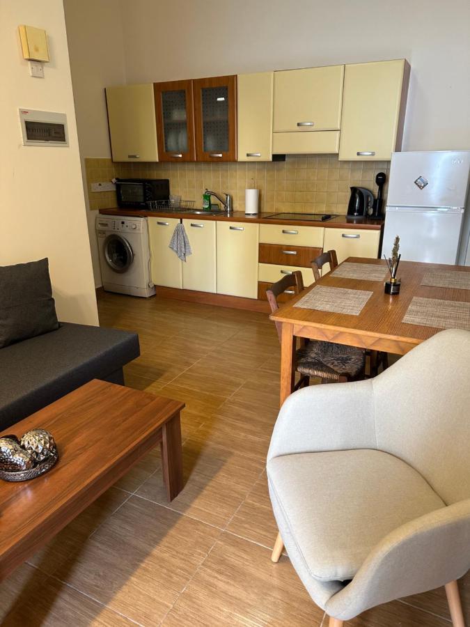 Old Town Saripolou Apartment Limassol Exterior foto